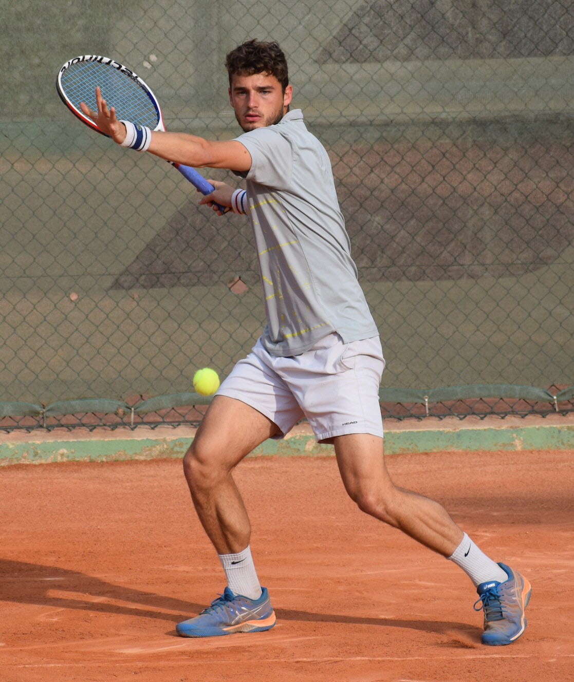 A L Inverse De Pierre Faivre Notre Photo Qualifie Pour Les Quarts Apres Une Fin De Match Houleuse En Huitiemes Le Pontetien Nathan Seateun A Ete Elimine Le Dl Eric Mader 1559681302