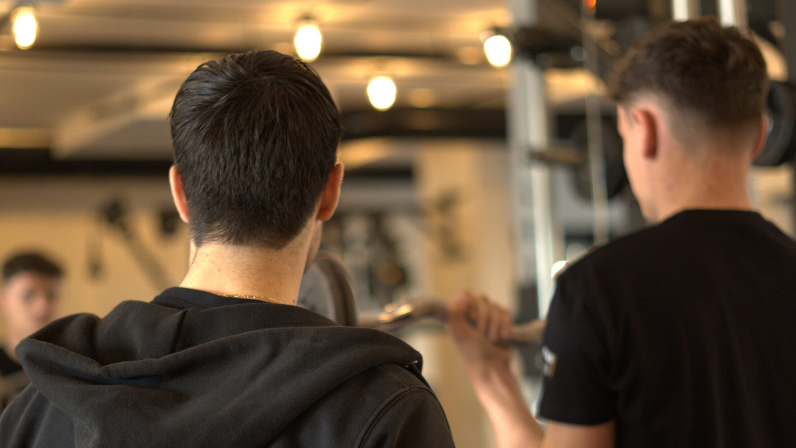 Musculation au tennis : les meilleurs exercices pour préparer ta saison renforcement musculaire tennisman var